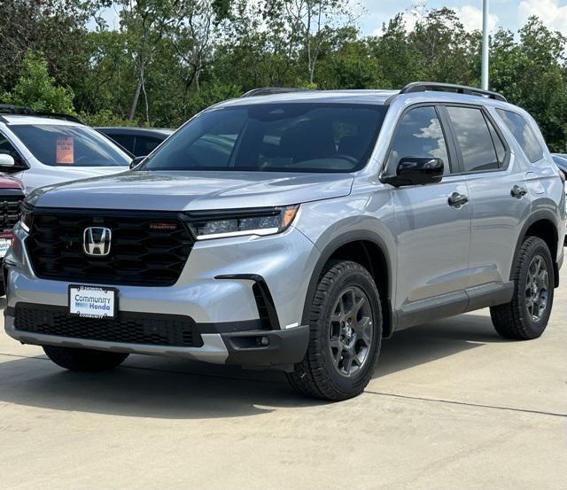 new 2025 Honda Pilot car, priced at $50,495