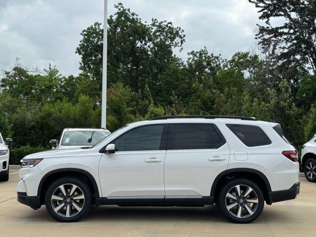new 2025 Honda Pilot car, priced at $51,505