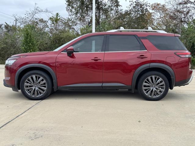 used 2022 Nissan Pathfinder car, priced at $25,795