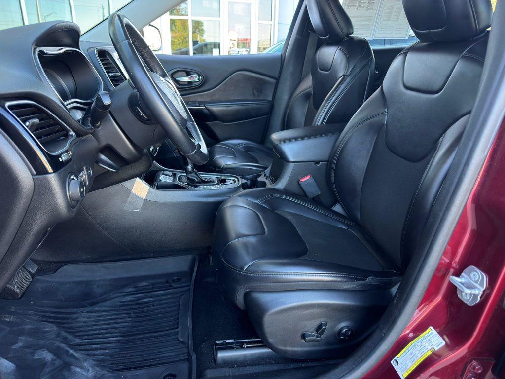 used 2019 Jeep Cherokee car, priced at $16,380