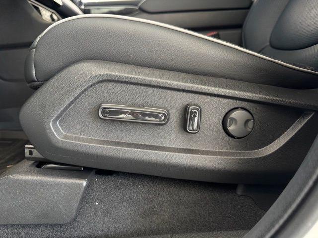 new 2025 Honda Pilot car, priced at $51,276