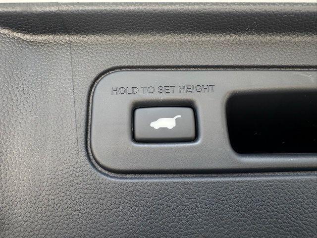 new 2025 Honda Pilot car, priced at $51,276