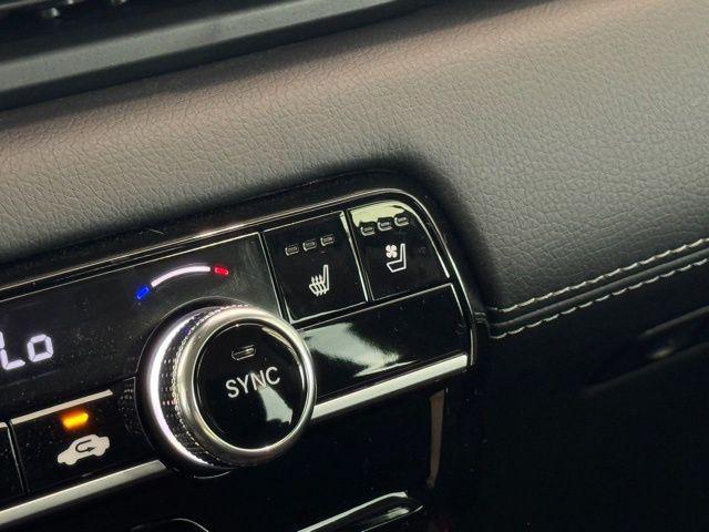 new 2025 Honda Pilot car, priced at $51,276