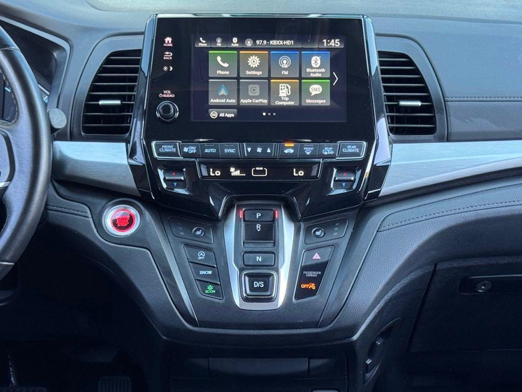 used 2024 Honda Odyssey car, priced at $35,474