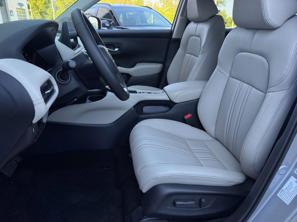 new 2026 Honda HR-V car, priced at $31,500