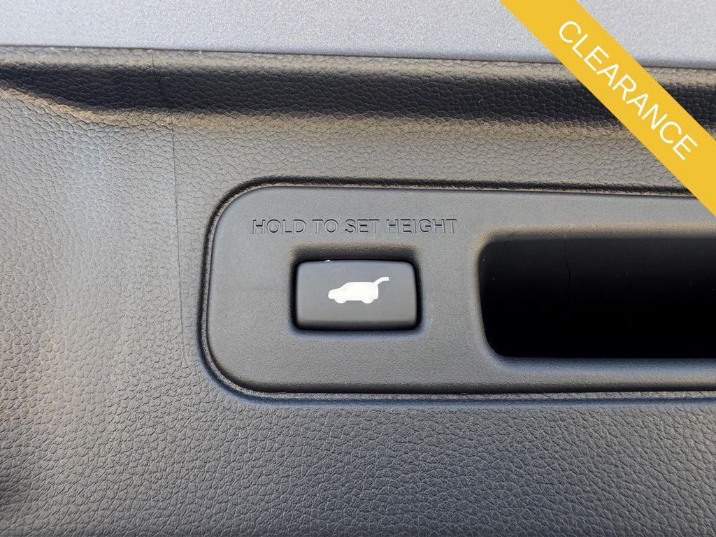 new 2025 Honda Pilot car, priced at $48,343