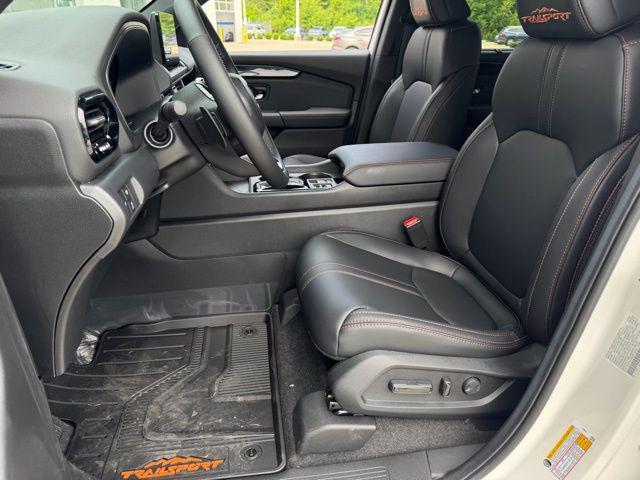 new 2025 Honda Pilot car, priced at $51,305