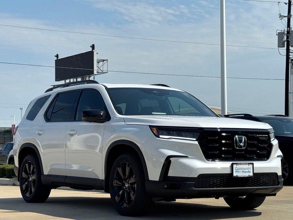new 2025 Honda Pilot car, priced at $56,530