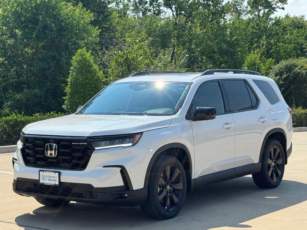 new 2025 Honda Pilot car, priced at $56,530