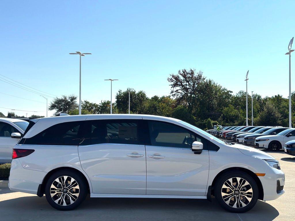 new 2026 Honda Odyssey car, priced at $53,645
