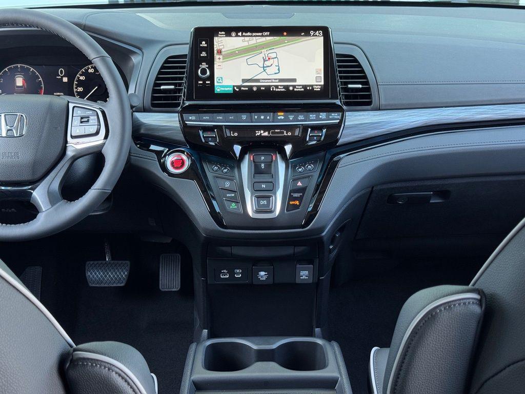 new 2026 Honda Odyssey car, priced at $53,645