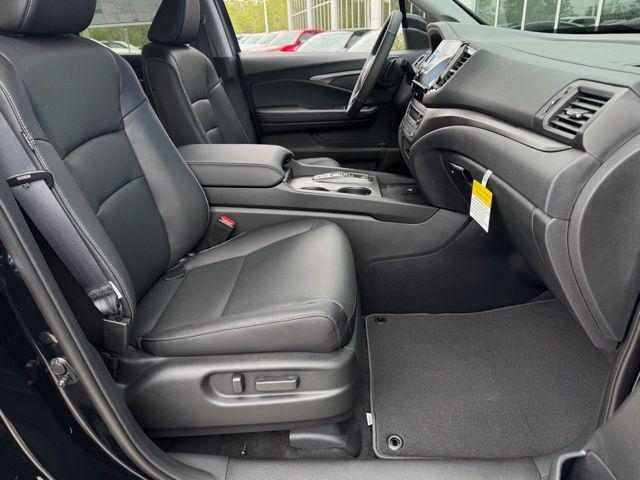new 2025 Honda Ridgeline car, priced at $44,430