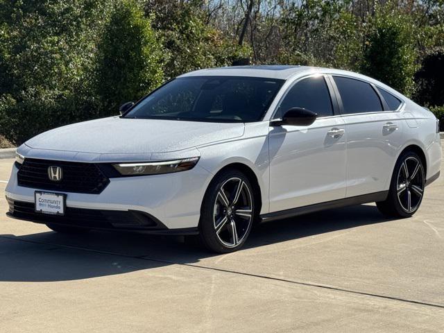 new 2025 Honda Accord Hybrid car, priced at $35,205