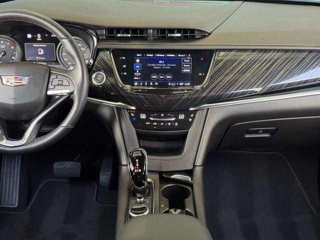 used 2023 Cadillac XT6 car, priced at $38,458