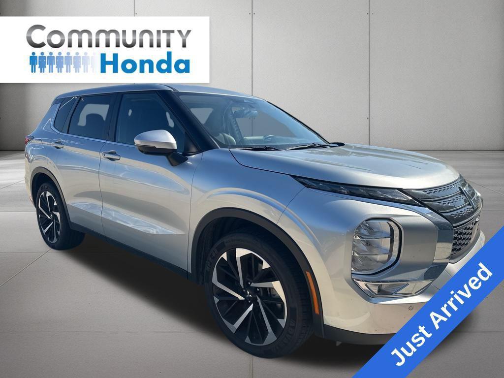 used 2024 Mitsubishi Outlander car, priced at $24,500