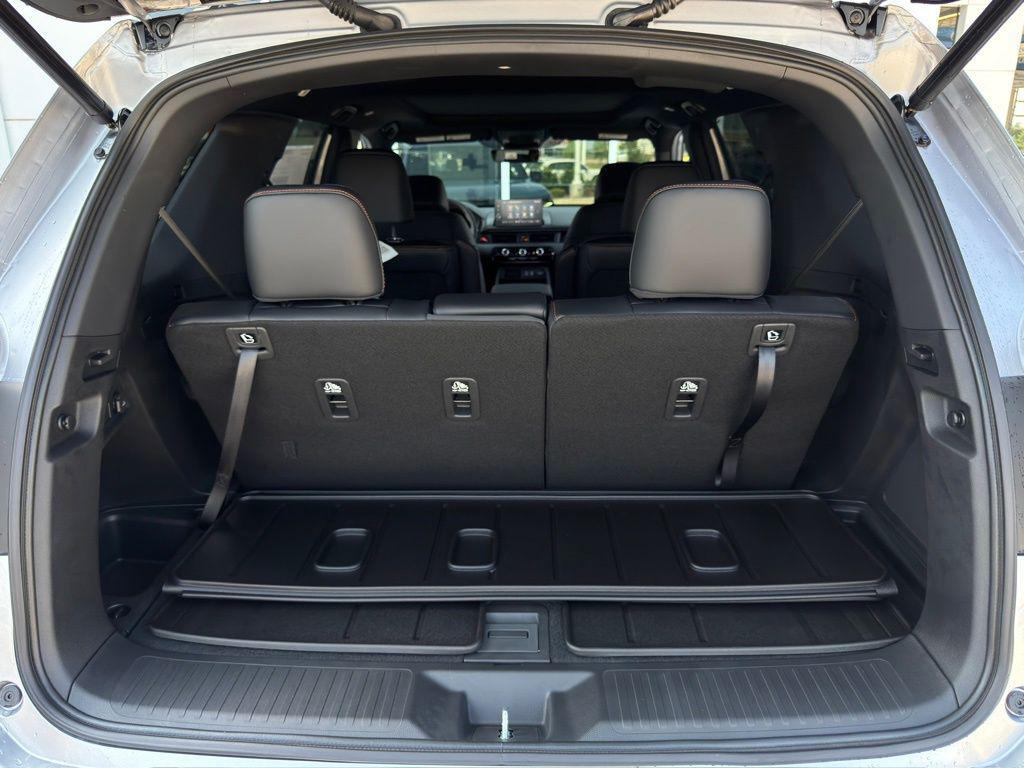 new 2025 Honda Pilot car, priced at $50,895
