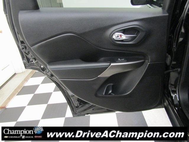 used 2020 Jeep Cherokee car, priced at $17,183