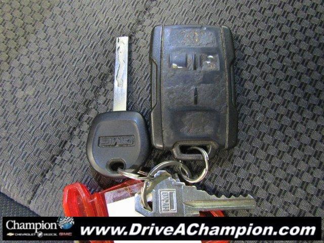 used 2016 GMC Sierra 1500 car, priced at $22,634