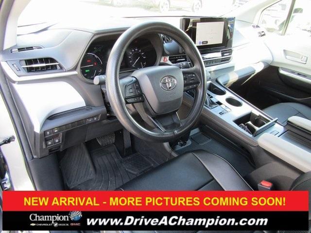 used 2025 Toyota Sienna car, priced at $44,325
