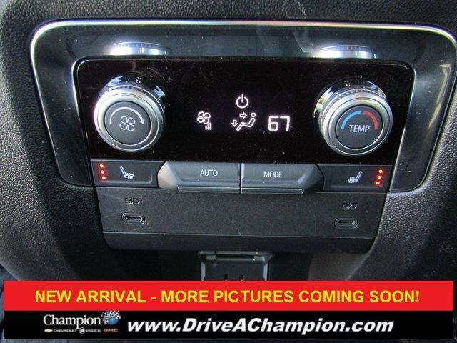 used 2025 GMC Yukon car, priced at $82,995