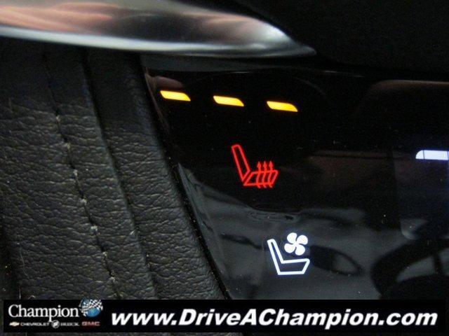 used 2019 Cadillac XT5 car, priced at $25,840