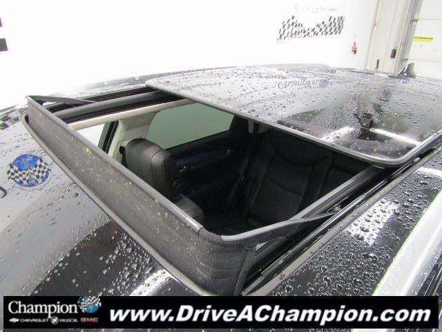 used 2019 Cadillac XT5 car, priced at $25,840