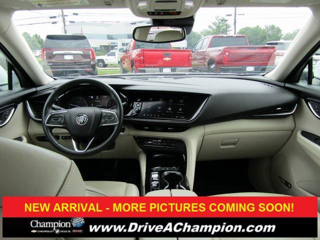 used 2022 Buick Envision car, priced at $22,500