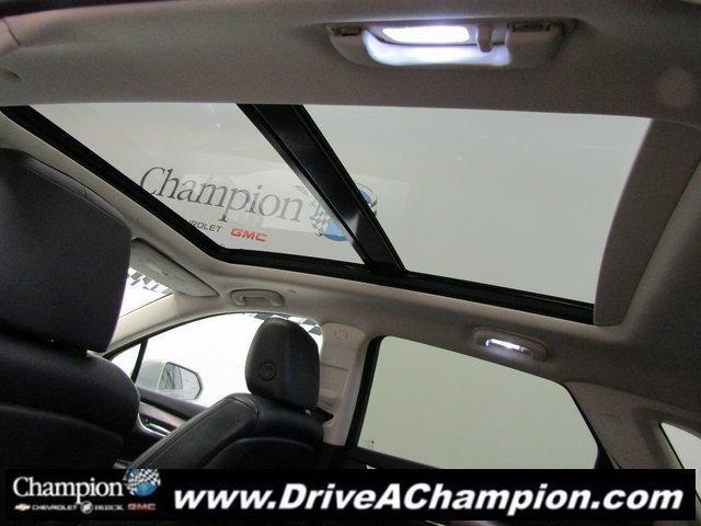 used 2017 Cadillac XT5 car, priced at $14,962