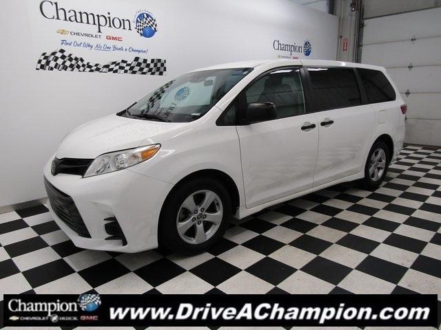 used 2020 Toyota Sienna car, priced at $22,903