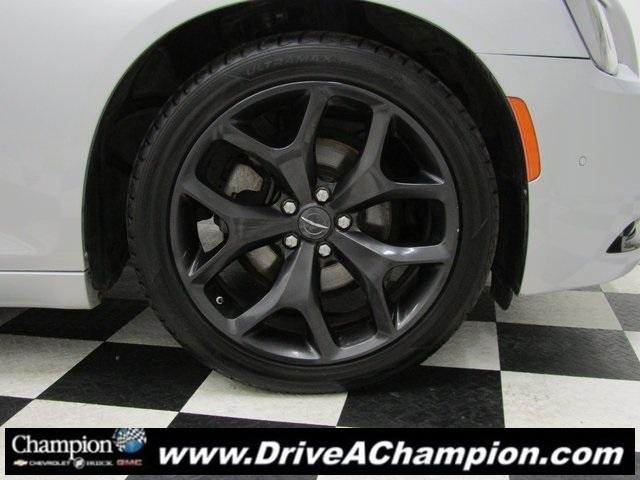 used 2022 Chrysler 300 car, priced at $26,233