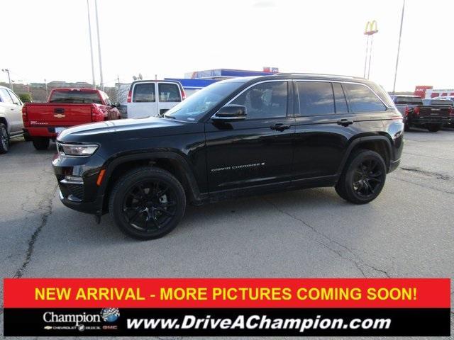 used 2023 Jeep Grand Cherokee car, priced at $31,323