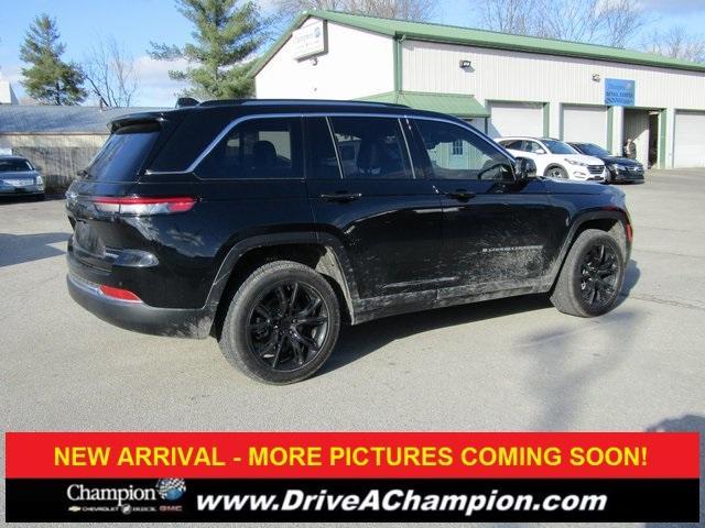 used 2023 Jeep Grand Cherokee car, priced at $31,323