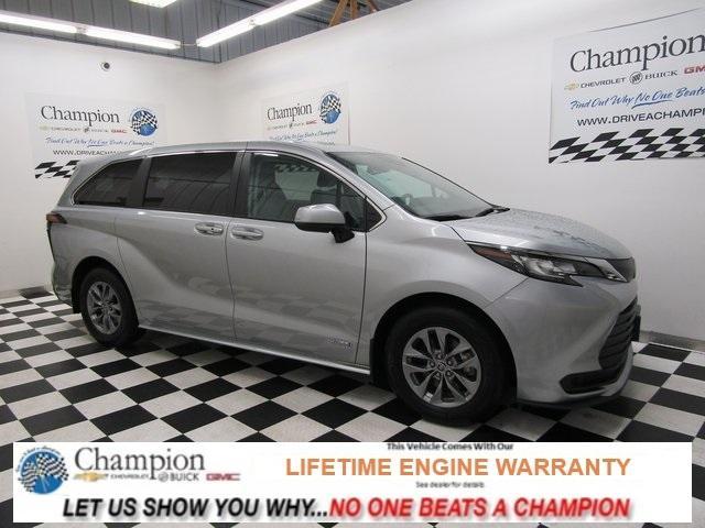 used 2021 Toyota Sienna car, priced at $33,563