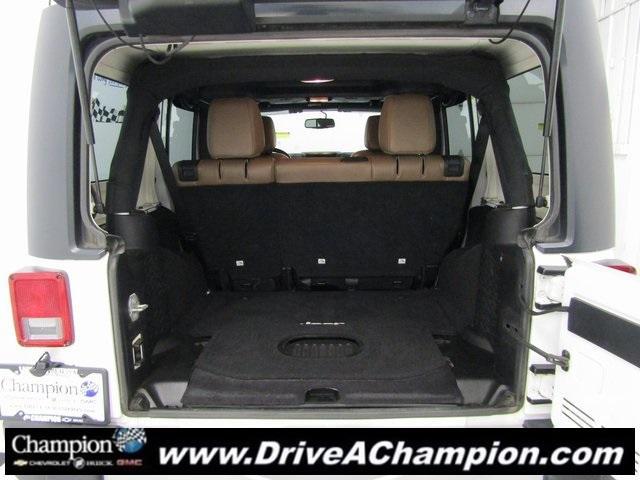 used 2015 Jeep Wrangler Unlimited car, priced at $12,863
