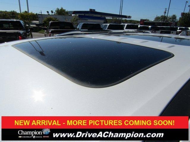used 2020 Chevrolet Traverse car, priced at $30,823