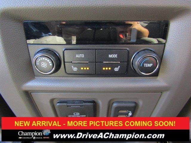 used 2020 Chevrolet Traverse car, priced at $30,823
