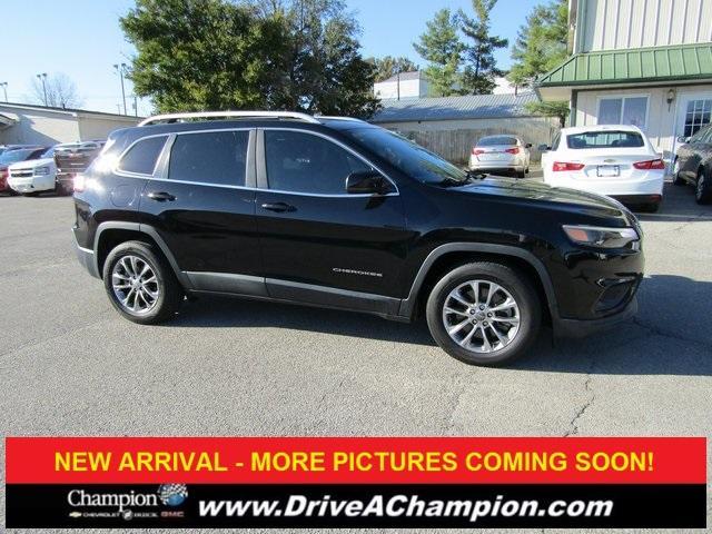 used 2019 Jeep Cherokee car, priced at $19,482