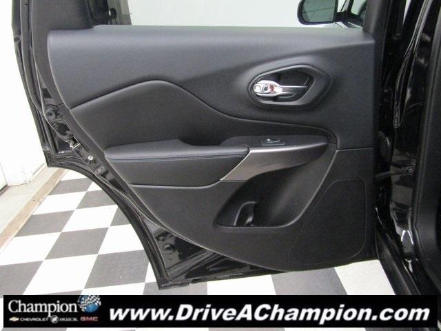 used 2019 Jeep Cherokee car, priced at $18,995