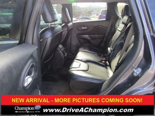 used 2019 Jeep Cherokee car, priced at $13,295