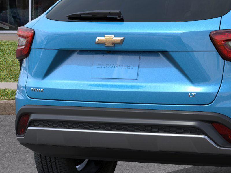 new 2025 Chevrolet Trax car, priced at $24,825