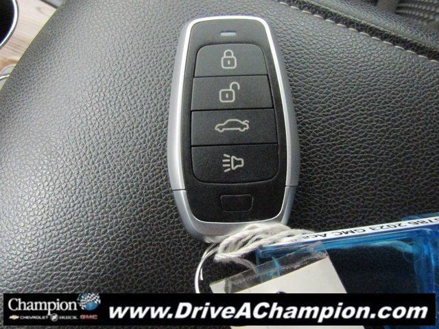 used 2023 GMC Acadia car, priced at $27,459