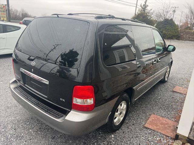 used 2005 Kia Sedona car, priced at $3,999