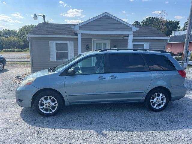 used 2006 Toyota Sienna car, priced at $4,399