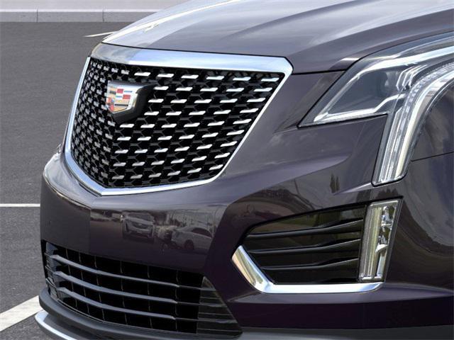 new 2025 Cadillac XT5 car, priced at $57,210