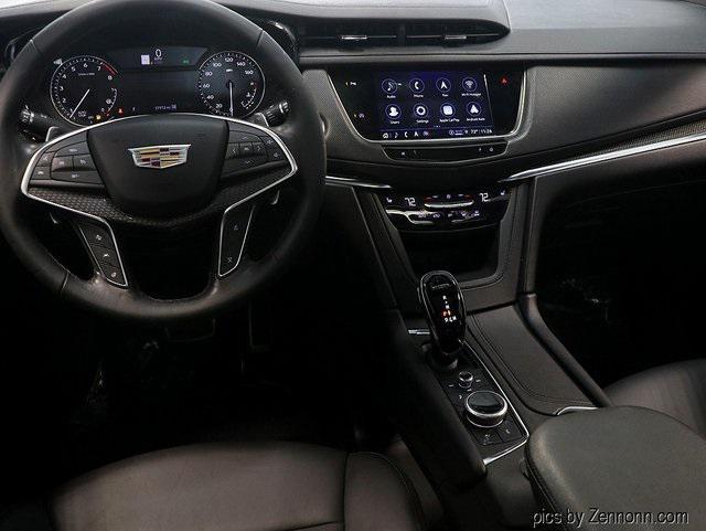 used 2022 Cadillac XT5 car, priced at $36,821