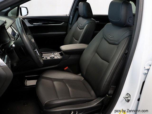 new 2025 Cadillac XT5 car, priced at $53,610