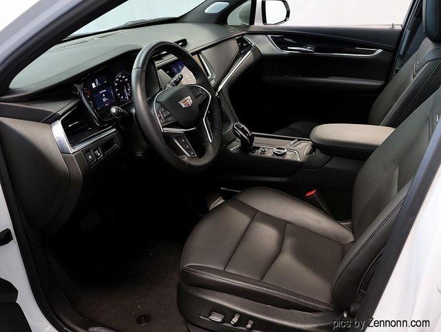 new 2025 Cadillac XT5 car, priced at $53,610