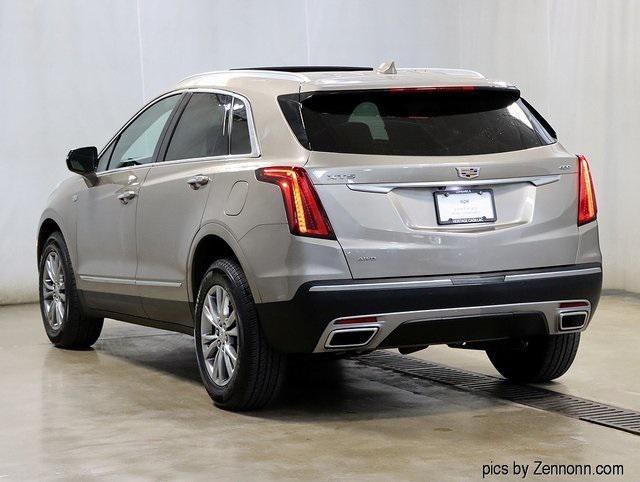 used 2022 Cadillac XT5 car, priced at $30,312