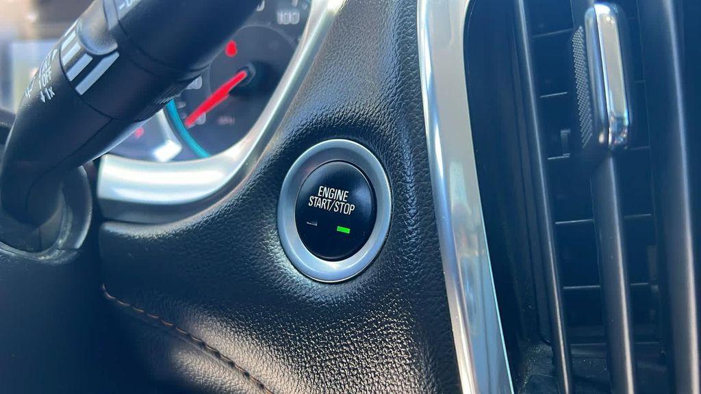 used 2020 Chevrolet Traverse car, priced at $20,977