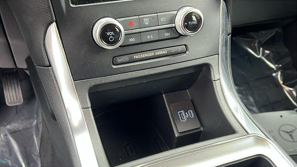 used 2024 Ford Edge car, priced at $28,497
